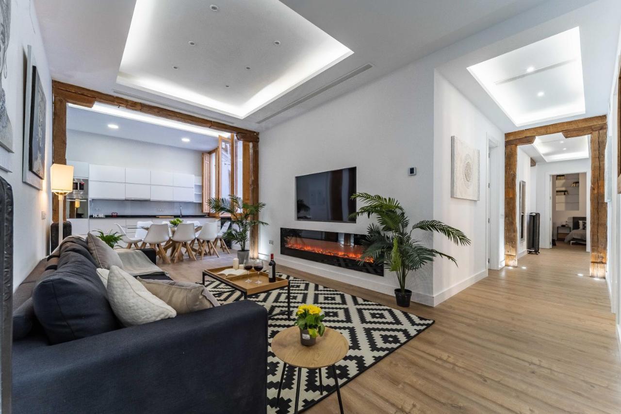 Exclusive Luxury Apartment In Central Madrid Exterior foto